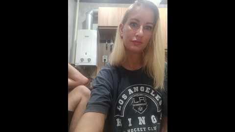 xxx_passion_xxx @ bongacams on 20250903