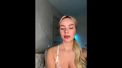 mila_m @ bongacams on 20250919