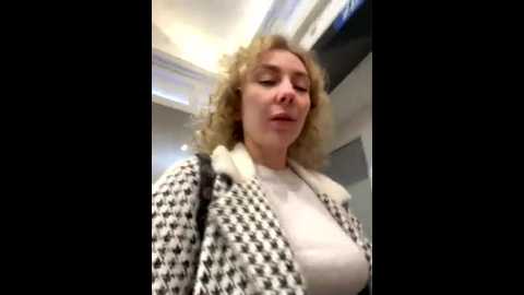 janchi_ @ bongacams on 20250923