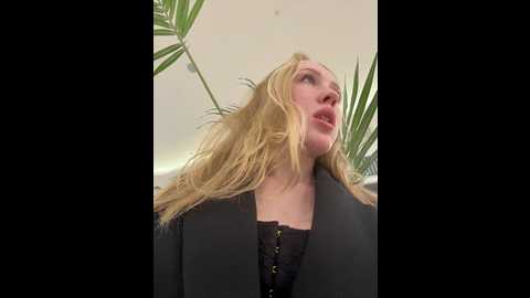 likachkaa @ bongacams on 20250928