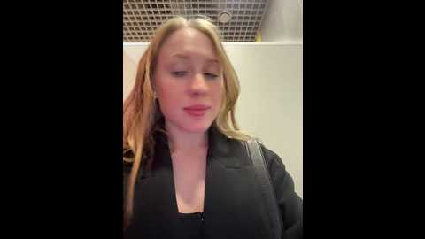 likachkaa @ bongacams on 20250928