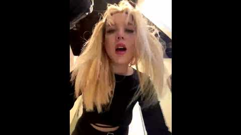 maksisisia @ bongacams on 20250929