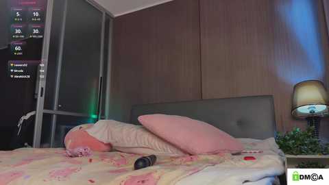 lizzymeoww @ bongacams on 20251002