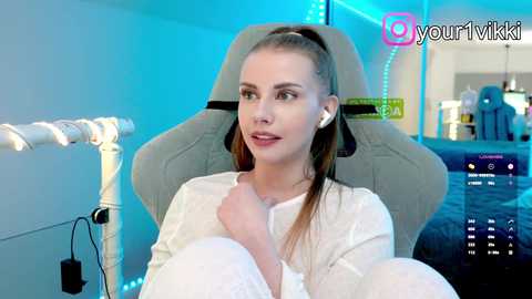 _vikkil0vescheese_ @ bongacams on 20251004