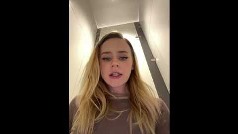 elegantbabe @ bongacams on 20251007