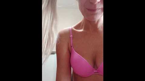 businka11223a @ bongacams on 20251008