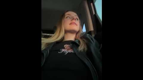 elegantbabe @ bongacams on 20251008