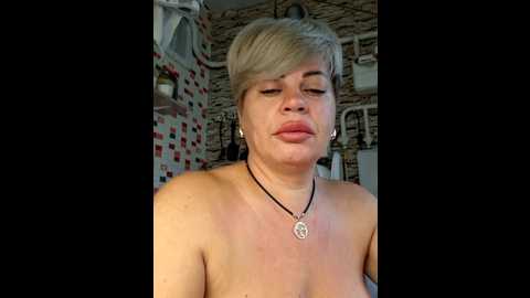 murr_kitty @ bongacams on 20251008