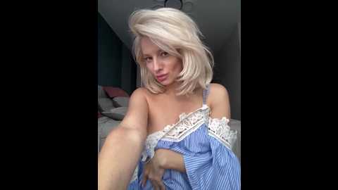 _molly_ @ bongacams on 20251010