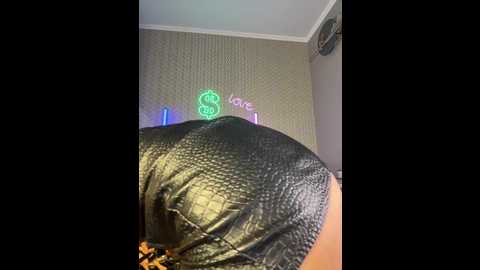 adel9 @ bongacams on 20251011