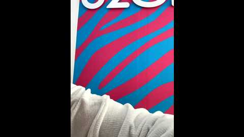 adelins @ bongacams on 20251011