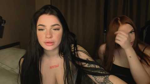 lisaanddenis @ bongacams on 20251011