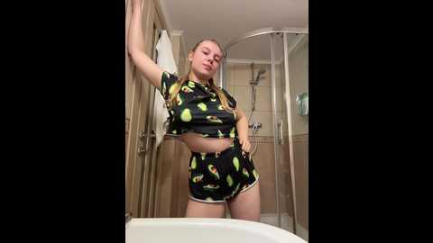 jucielussie @ bongacams on 20251012