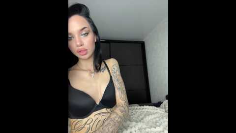 evadesire @ bongacams on 20251013