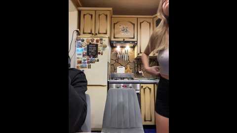 _breid_1 @ bongacams on 20251015