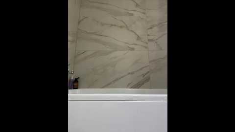 angel_vict0ry @ bongacams on 20251016