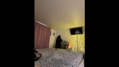 _maybebaby_ @ bongacams on 20251017