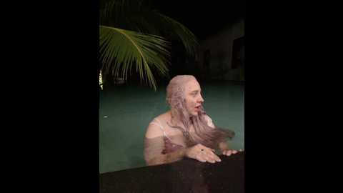 littledelora @ bongacams on 20251017