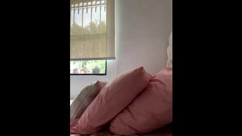 sallyeleins @ bongacams on 20251018