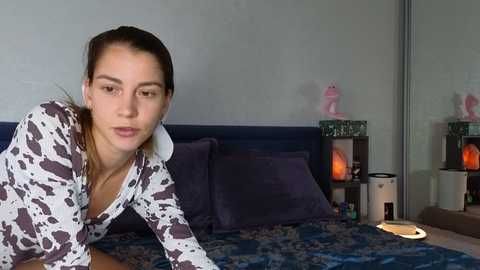 lisi4ka_basik @ bongacams on 20251019