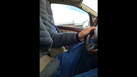 alex80_201 @ bongacams on 20251021