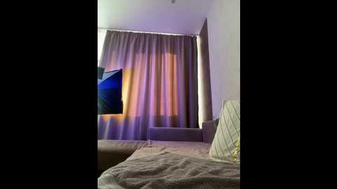 alliina_leee @ bongacams on 20251021