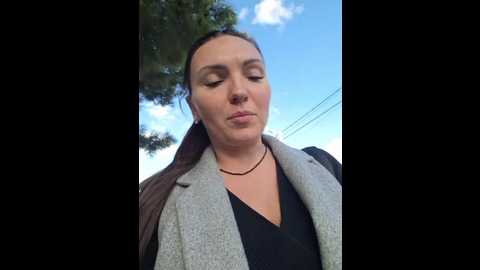 divora @ bongacams on 20251021