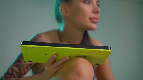 milamayy @ bongacams on 20251021