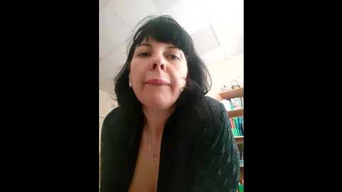 viknika @ bongacams on 20251021