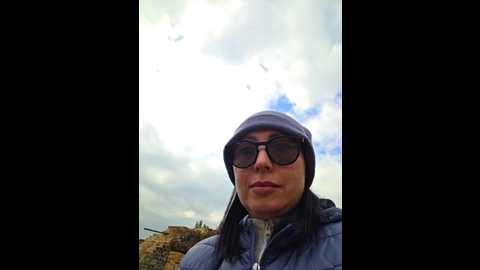 alex80_201 @ bongacams on 20251022