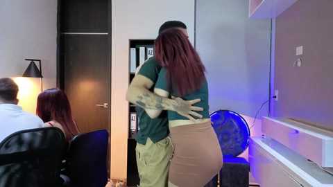 hall_sextape_ @ bongacams on 20251022