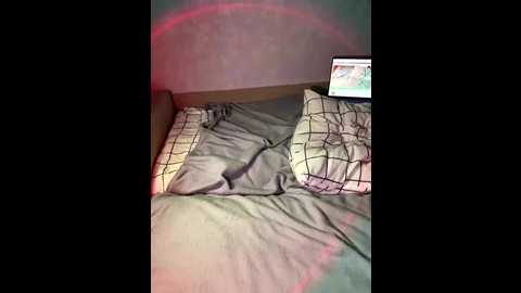 lovemilss @ bongacams on 20251022