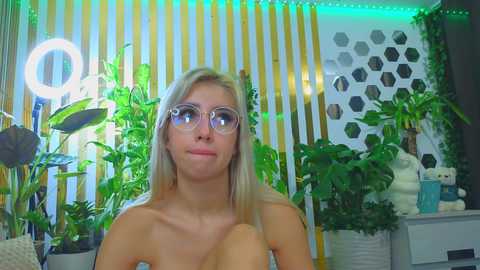 mialiahot @ bongacams on 20251022