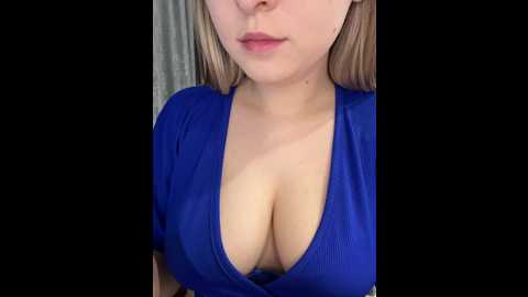 peach__alice @ bongacams on 20251022