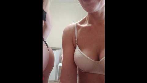 businka11223a @ bongacams on 20251023