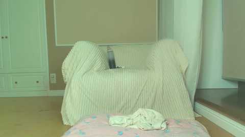 squikt @ bongacams on 20251023