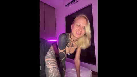 twins666 @ bongacams on 20251023