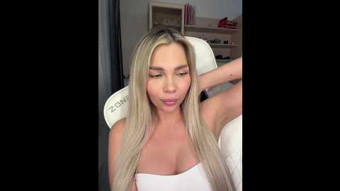 _dirty_bitch @ bongacams on 20251025