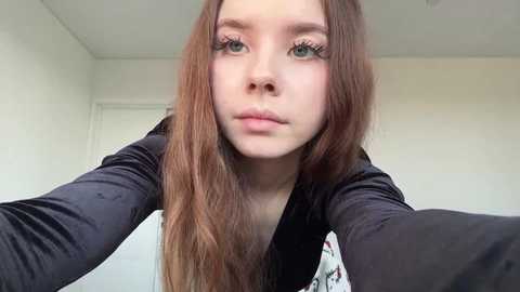 lil_ro_xo @ bongacams on 20251026