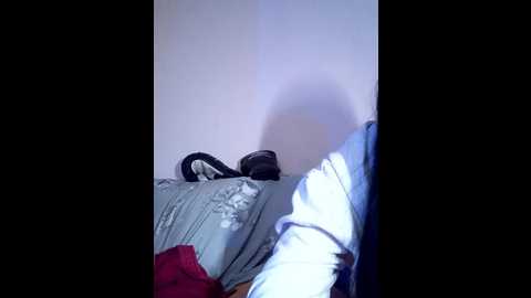 adidascoin @ bongacams on 20251027