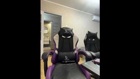 anasteik @ bongacams on 20251028