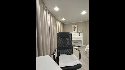 xxxsexymilfxxx @ bongacams on 20251028