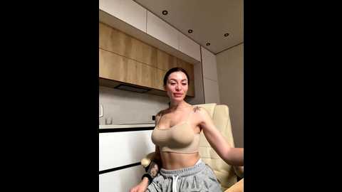 lunadesire @ bongacams on 20251030