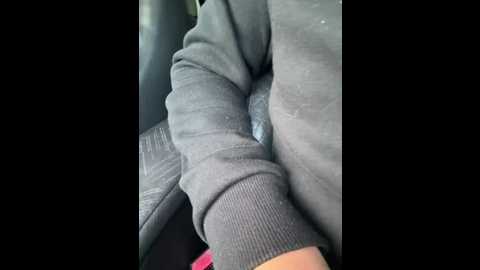 sweet775 @ bongacams on 20251031