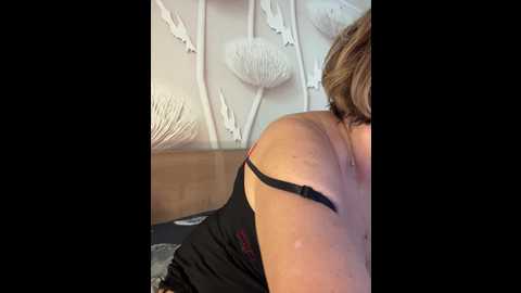 anyuta1212 @ bongacams on 20251101