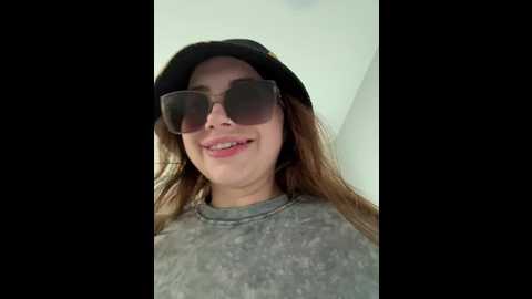_leiaproseccina_ @ bongacams on 20251102