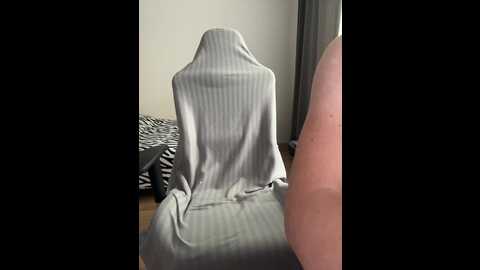 molochnaya000 @ bongacams on 20251102