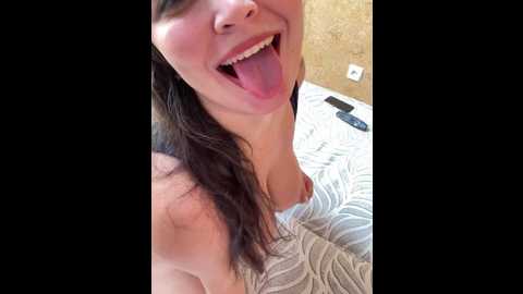 3hotandyoung3 @ bongacams on 20251103