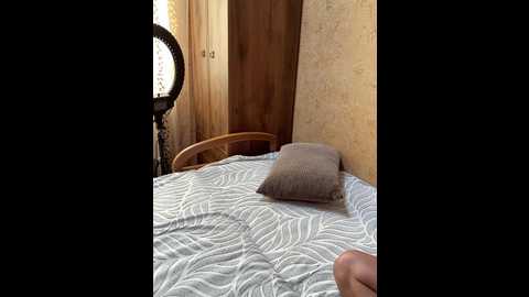 3hotandyoung3 @ bongacams on 20251103