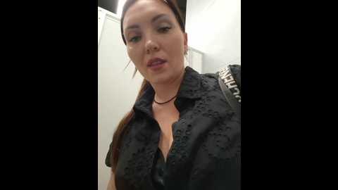 divora @ bongacams on 20251105